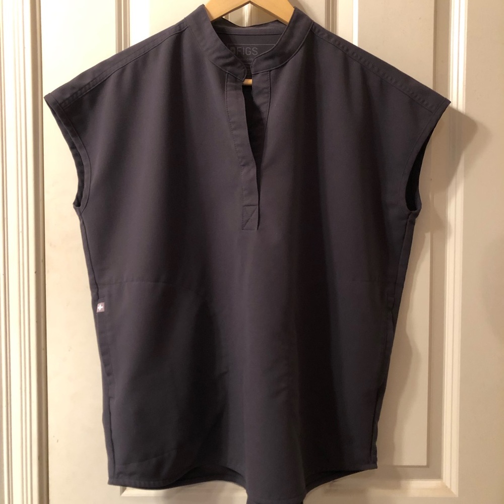 *SOLD OUT*Figs Brand Charcoal Rafaela Scrub Top XS